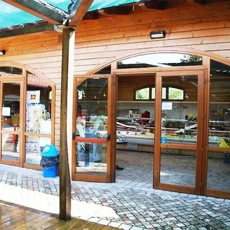 Mobilheim Am In Der Toskana In Der Naehe Von Pisa, Lucca Viareggio